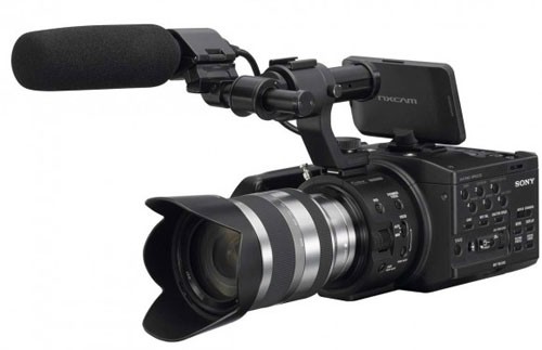 Sony_NEX-FS100E_35mm_camcorder.jpg